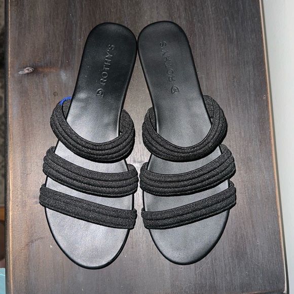 Rothy’s 3 strap sandals black like new worn once - Picture 1 of 5